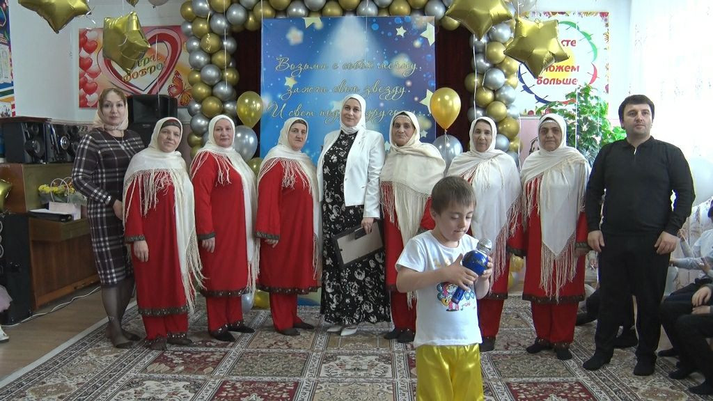 «Зажги свою звезду и свет подари другому»